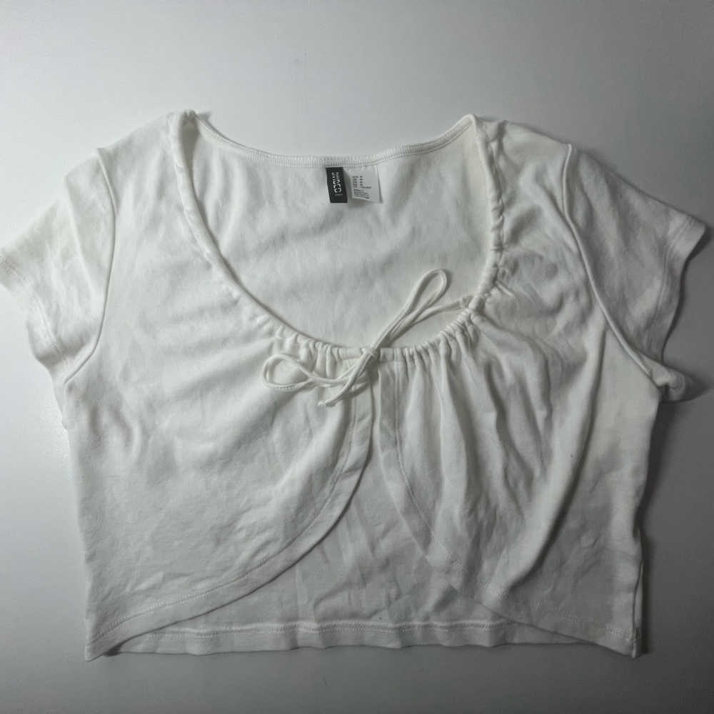 H&M white top